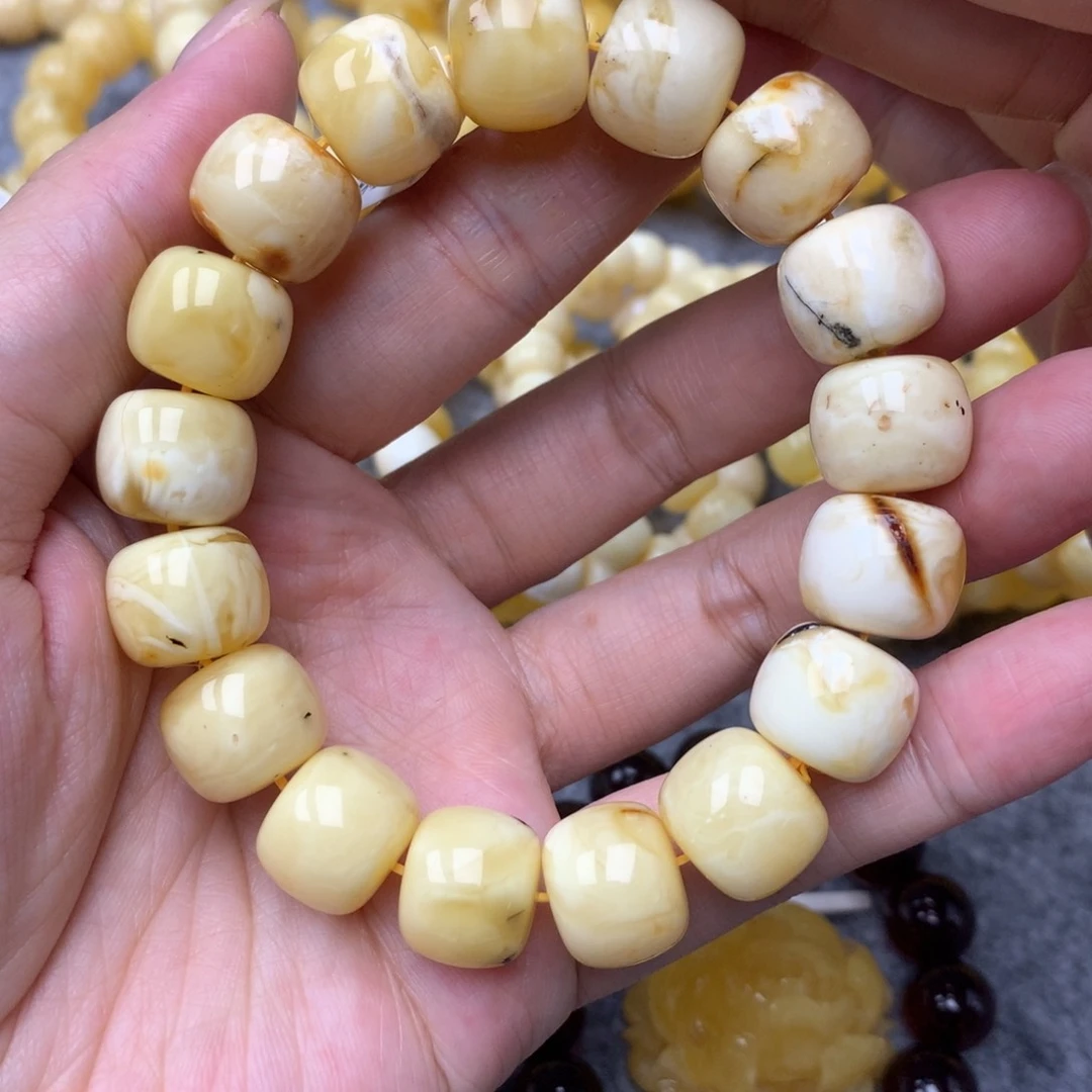 琥珀未镶嵌珠宝奇石13