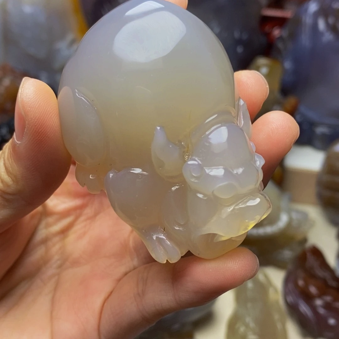 玛瑙/玉髓手把件未镶嵌