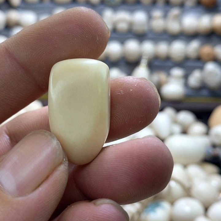 慕****菩提根/象牙果吊坠