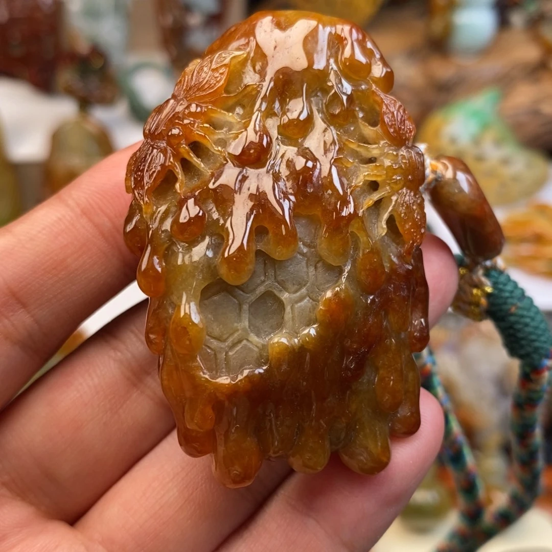 翡翠未镶嵌颈饰甜蜜富足手玩