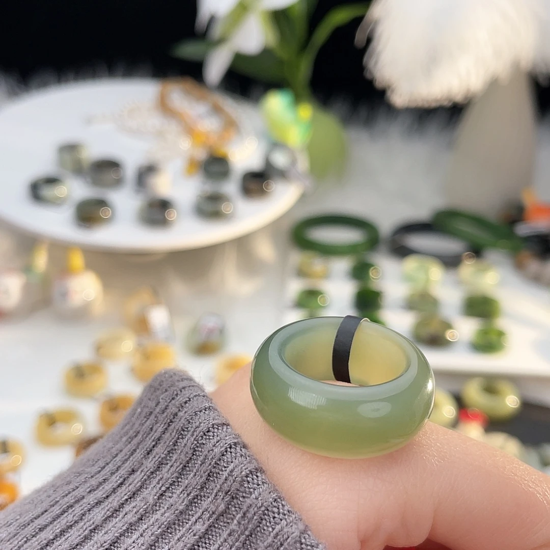 和田玉未镶嵌戒指k129 湖水绿墩墩18.5mm