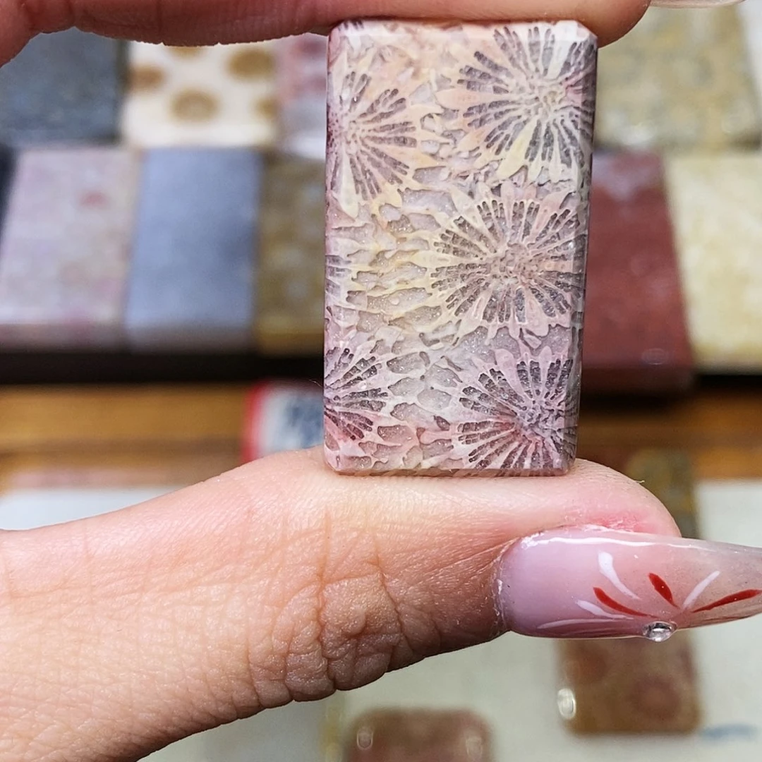 硅化玉颈饰合金秦*九