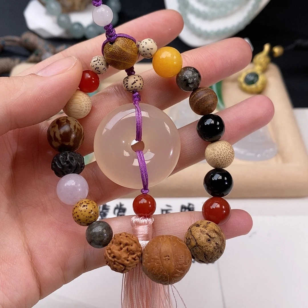 玛瑙/玉髓颈饰未镶嵌