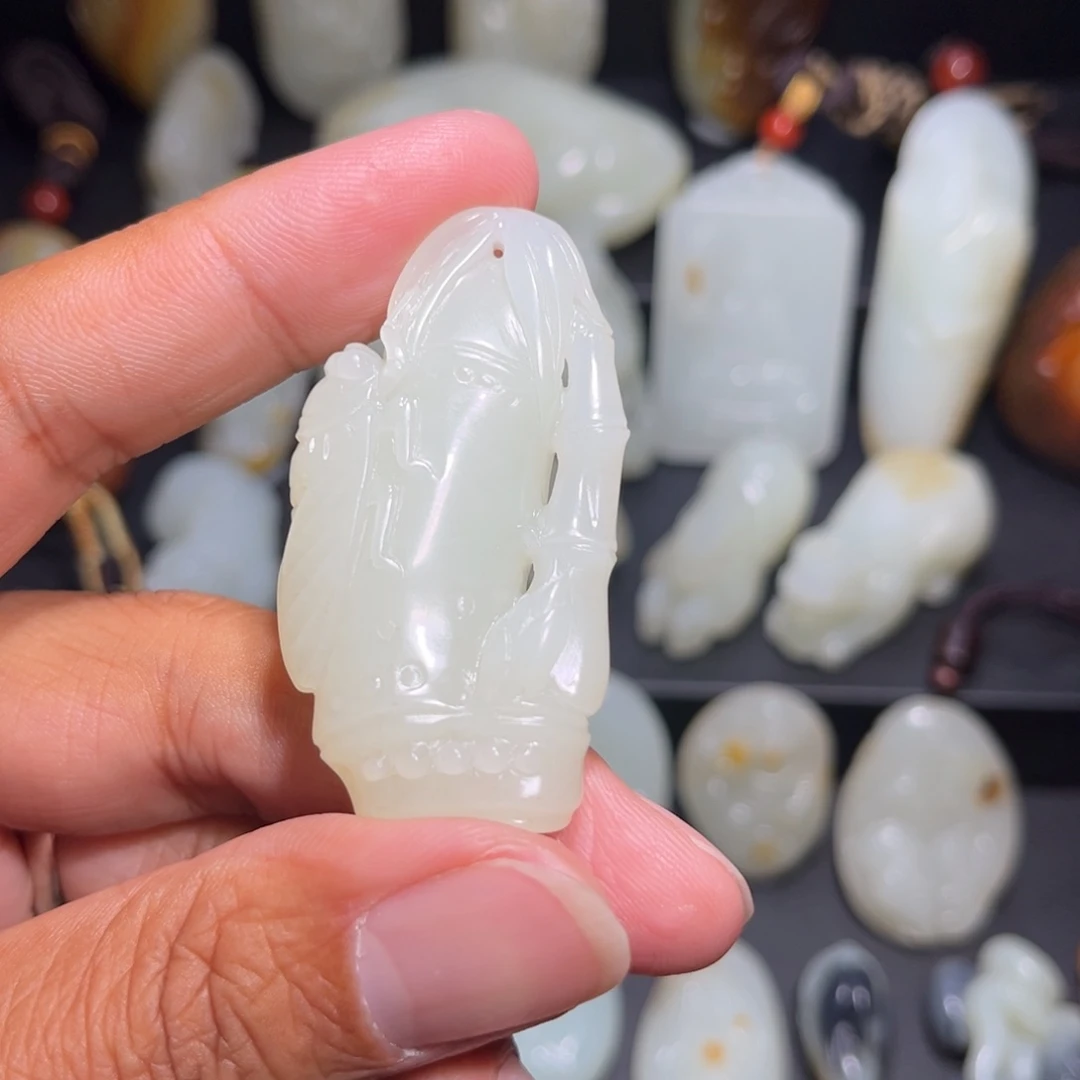 和田玉颈饰未镶嵌孙*华