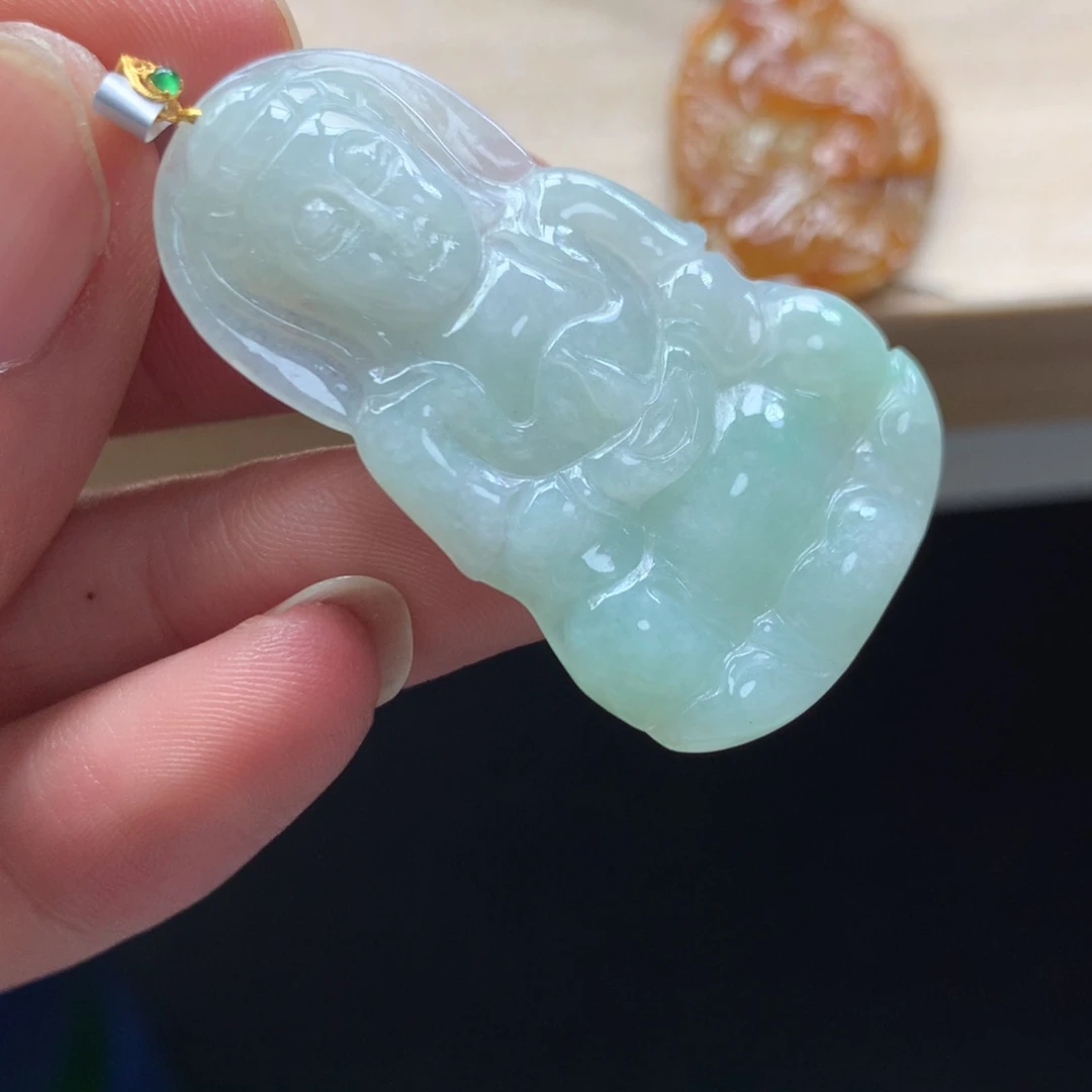 颈饰未镶嵌翡翠吊坠