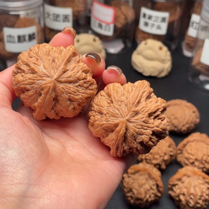 雙***巴吊坠文玩核桃粗筋