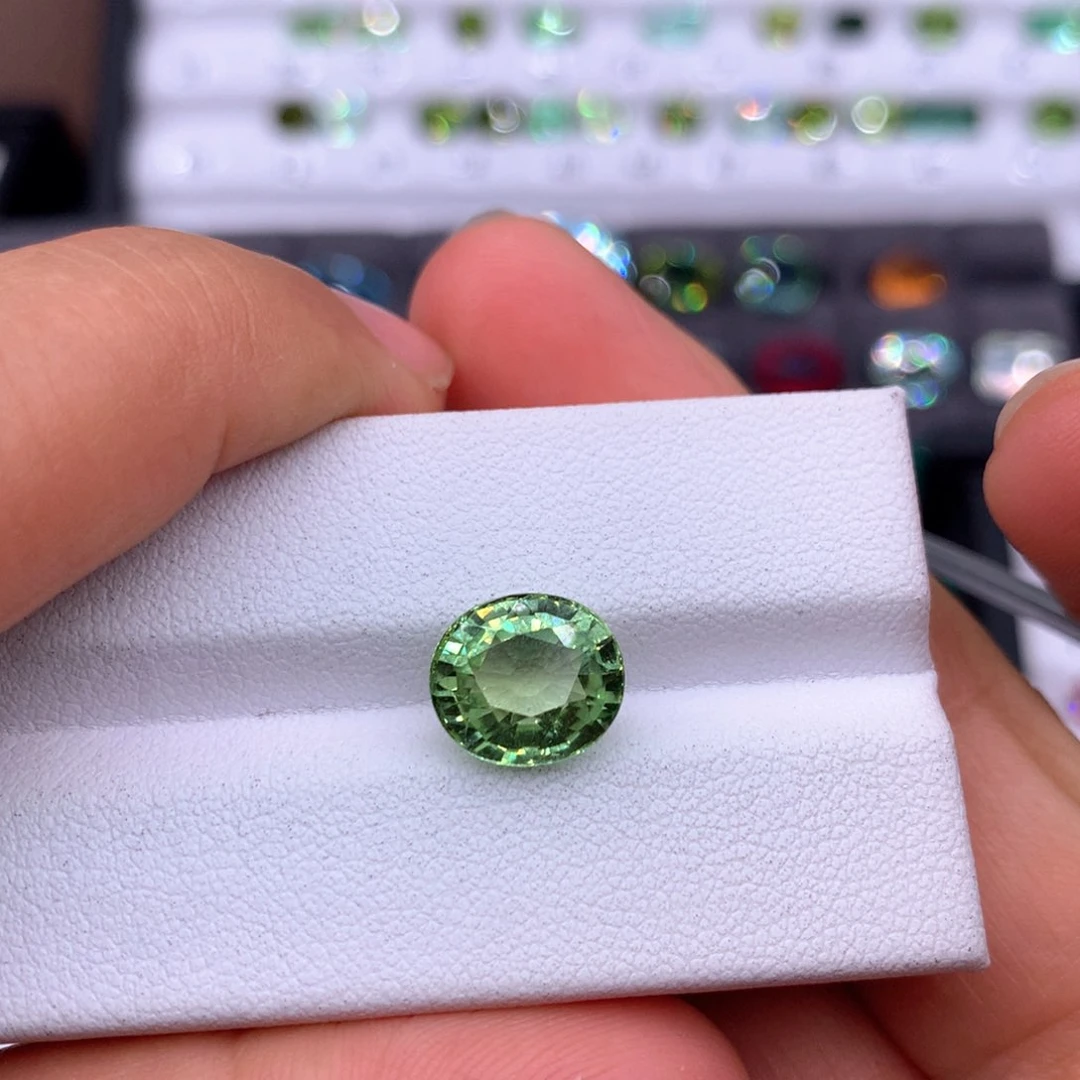 珠宝奇石未镶嵌碧玺