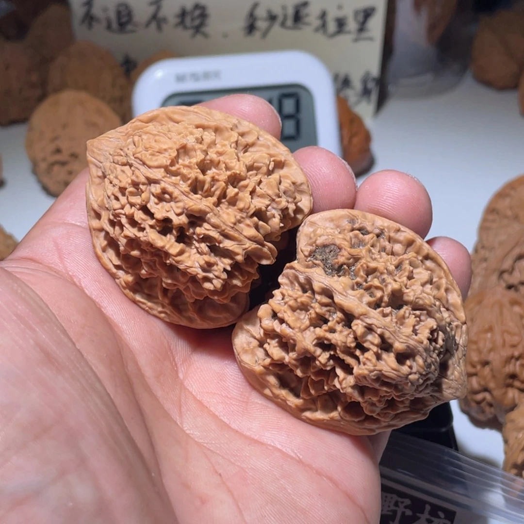 文玩核桃吊坠小*子满天星