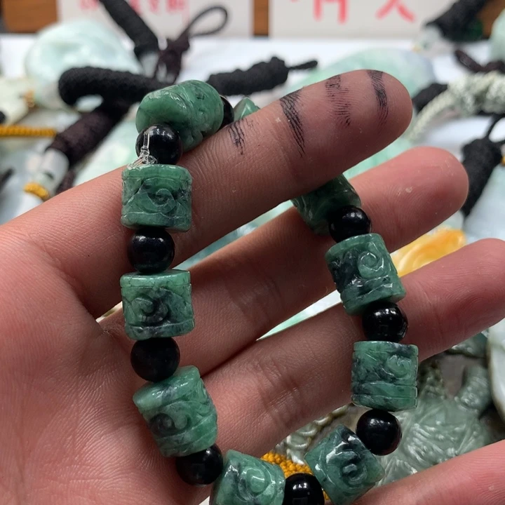 颈饰未镶嵌翡翠保真天然a货翡翠