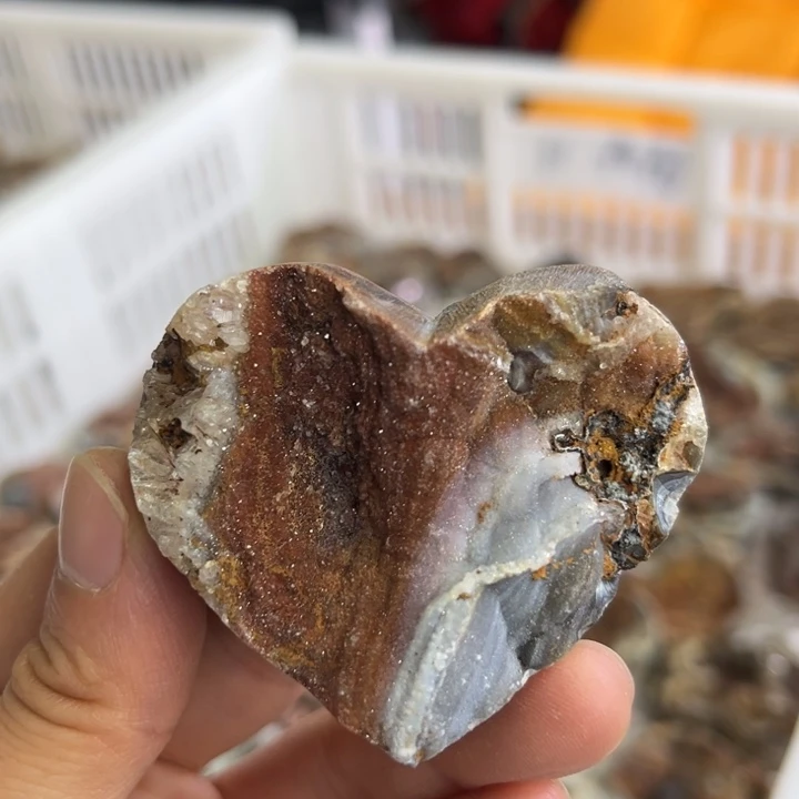 水晶珠宝半成品未镶嵌奇石爱心