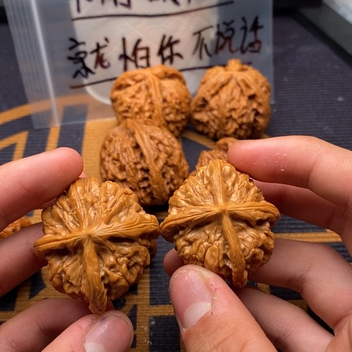 文玩核桃吊坠文玩核桃