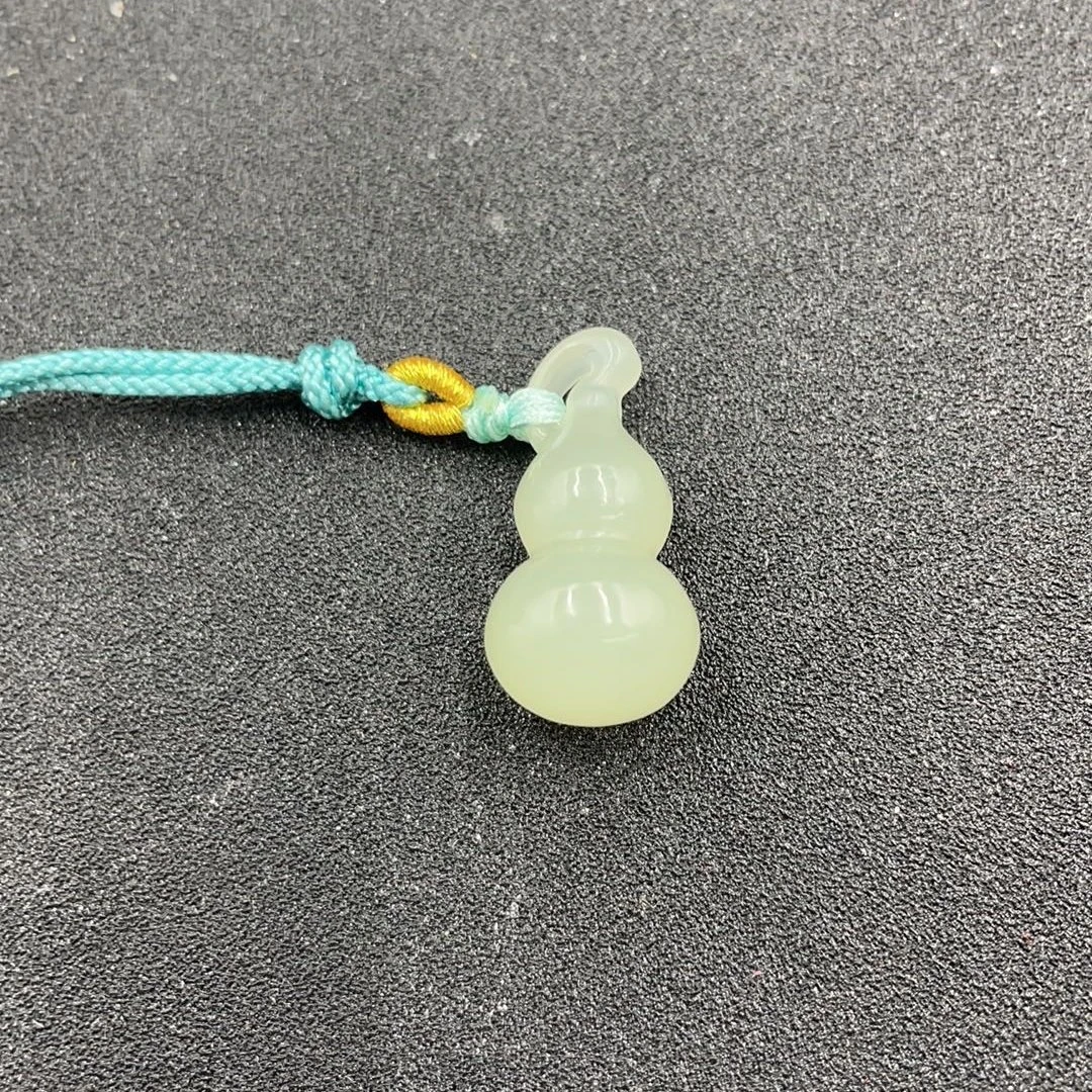 BY0226FHLZ标061 和田玉葫芦挂件