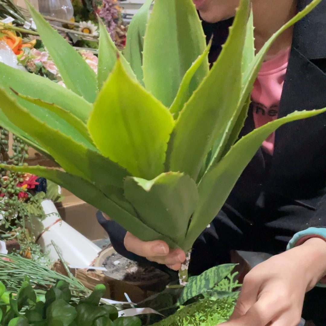 陶瓷花瓶，部分微瑕