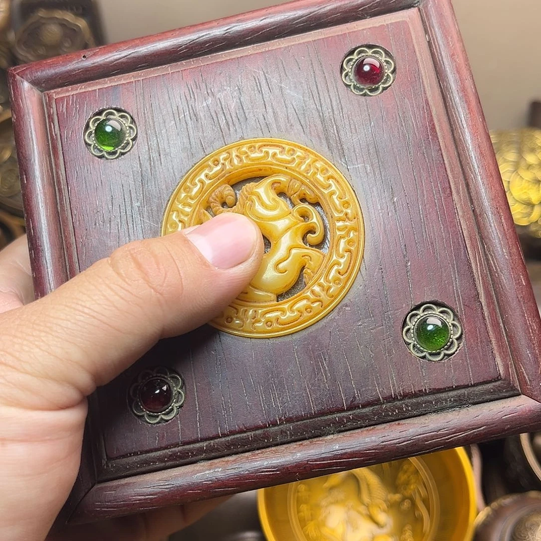 精美铜器工艺品等