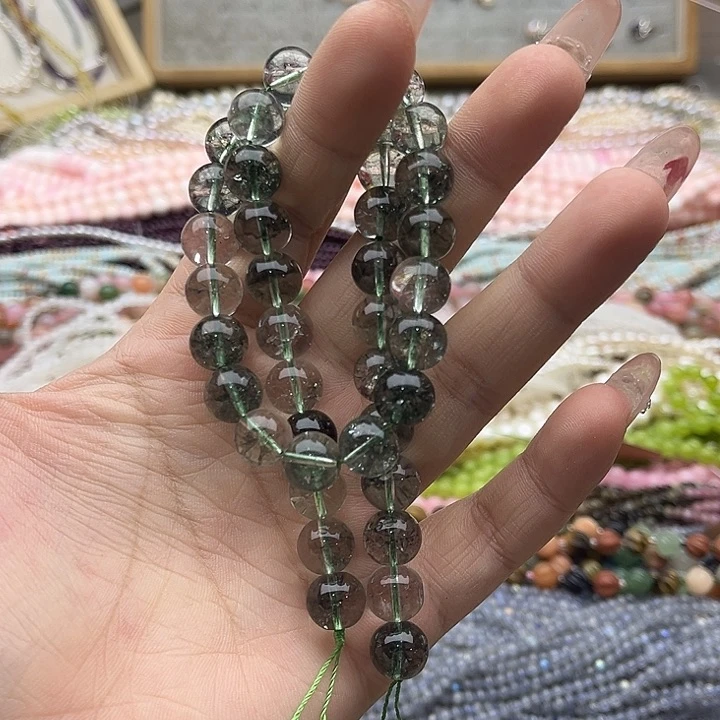 玛瑙/玉髓珠宝半成品未镶嵌一条10mm左右绿幽灵珠