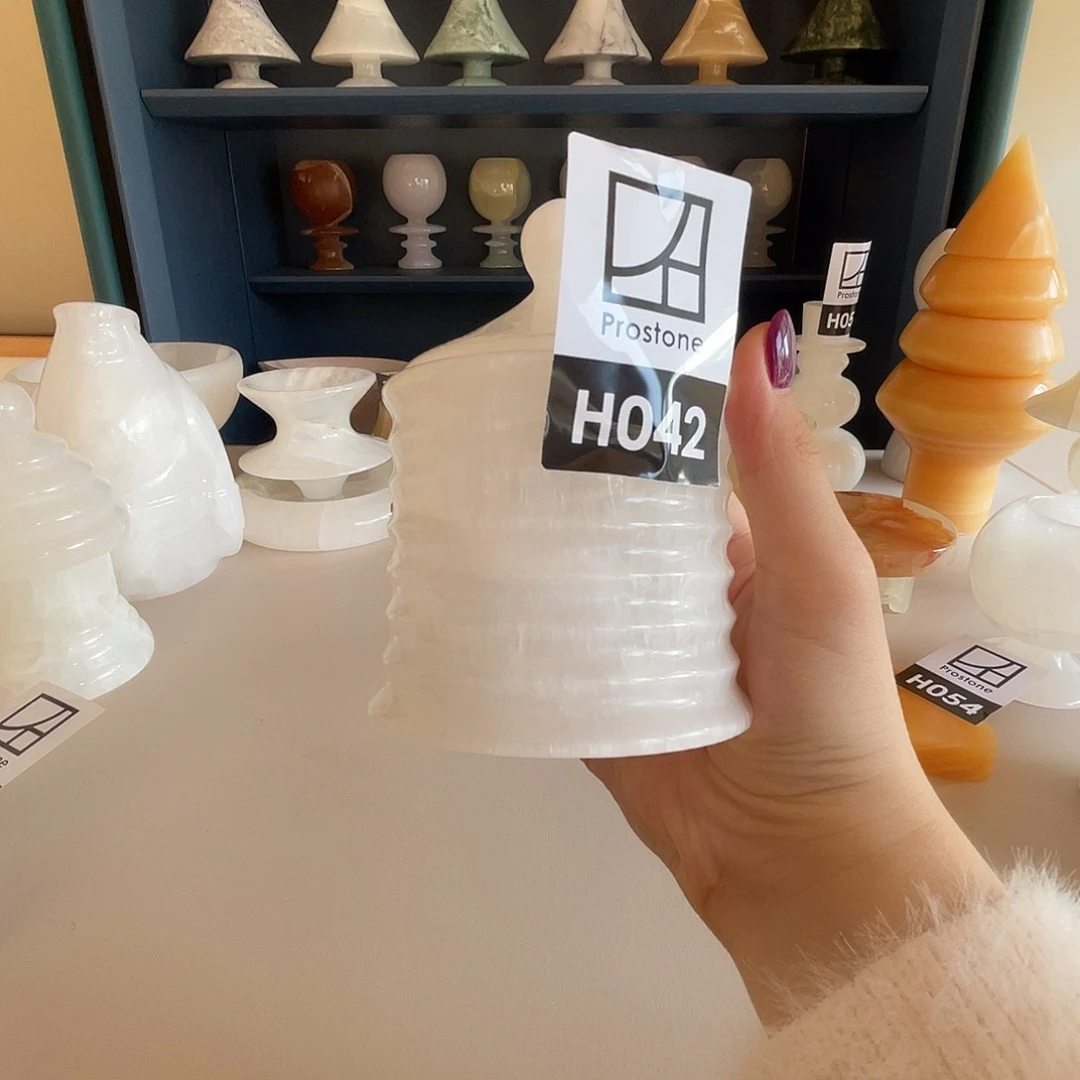 h042白玉。