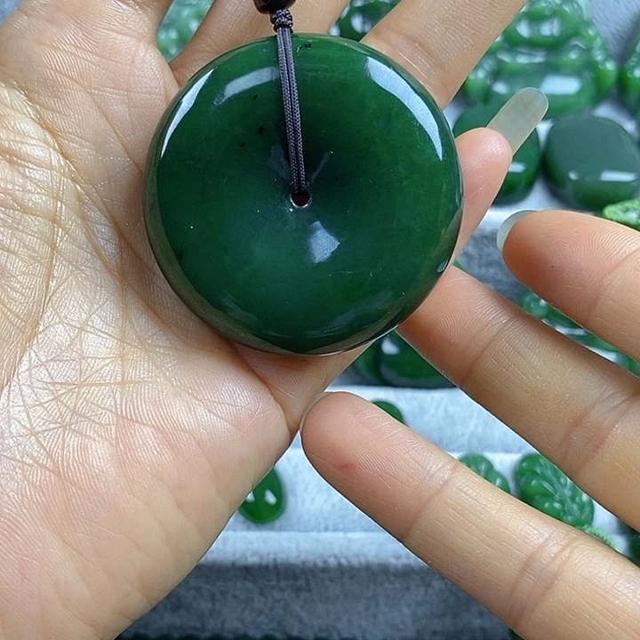 吊坠(不含链)未镶嵌和田玉（碧玉）46