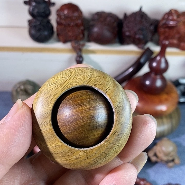 维腊木（绿檀）转运珠