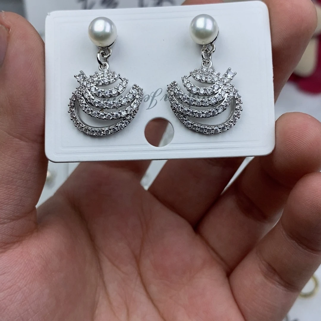 未镶嵌耳饰淡水珍珠