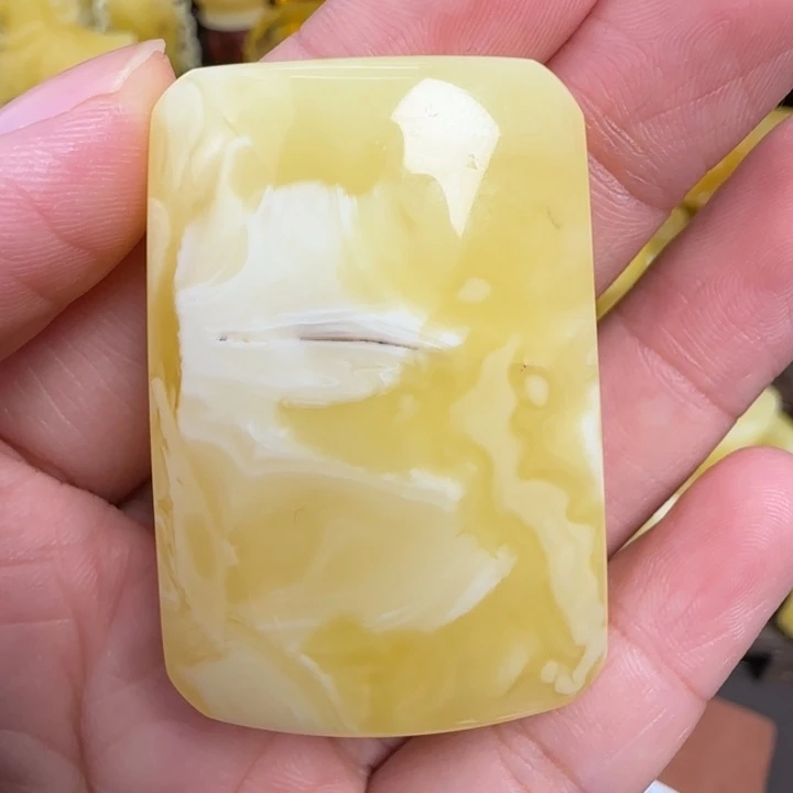 蜜蜡未镶嵌珠宝奇石微瑕