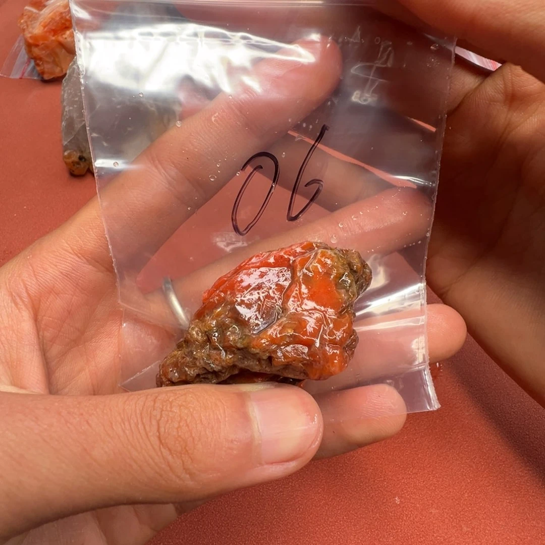 南红玛瑙未镶嵌06号南红随型圻*