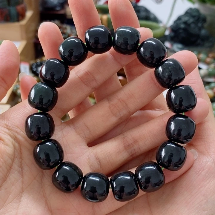 未镶嵌手链透闪石质玉