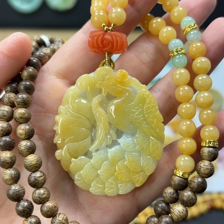 颈饰未镶嵌翡翠吊坠