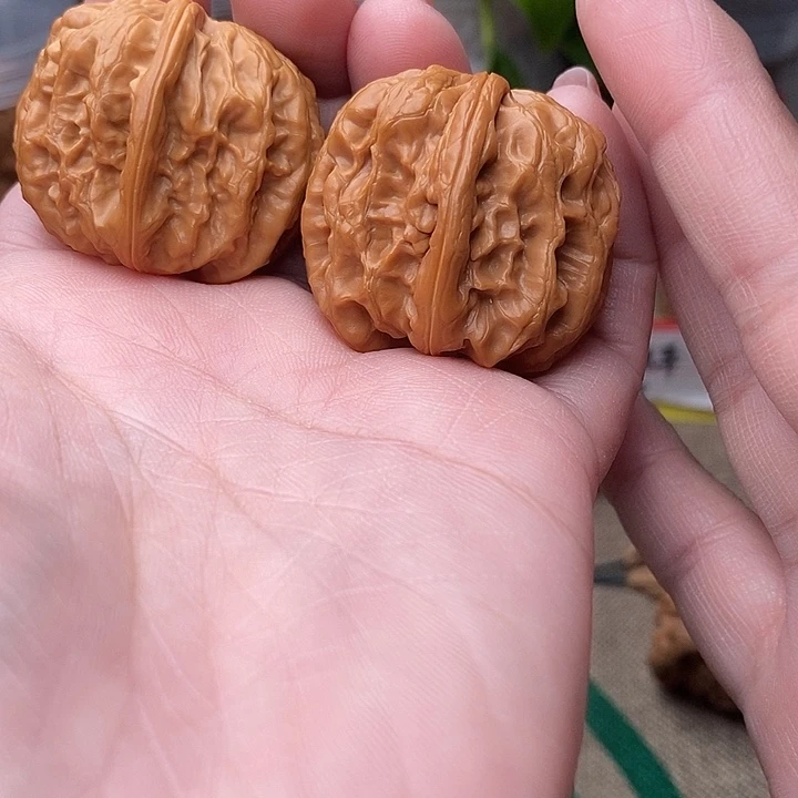 文玩核桃吊坠平谷方块