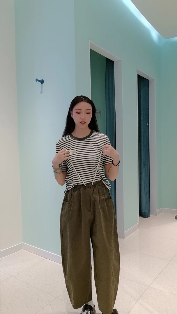 少女风标准静奢风刺绣短袖T恤拼接套装简约百搭撞色韩版