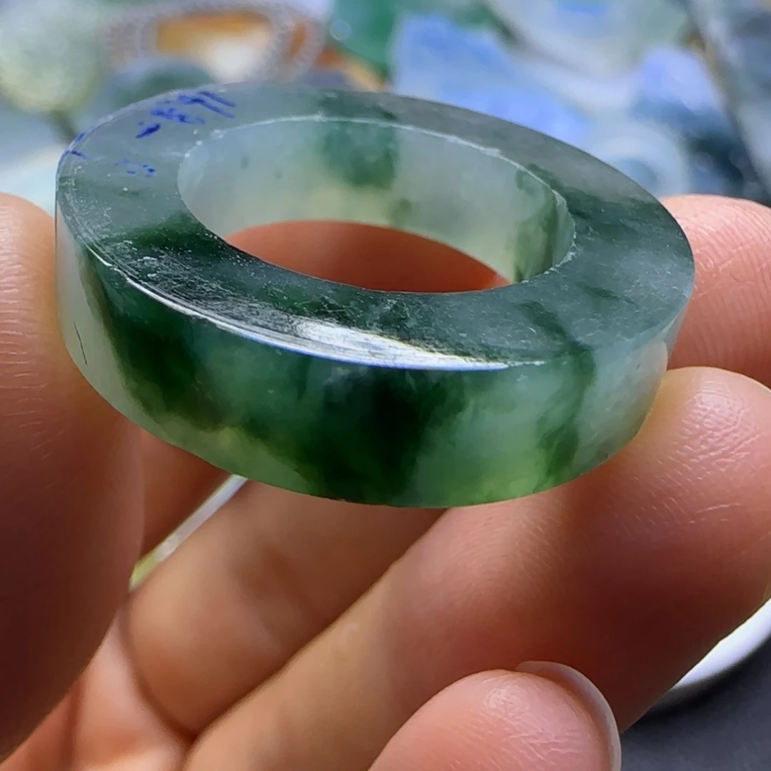 定制翡翠未镶嵌定制