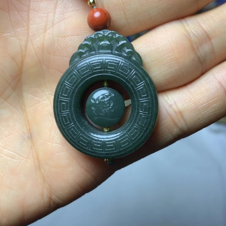 和田玉未镶嵌挂件