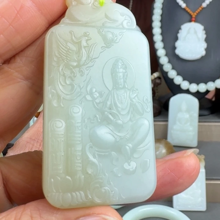 和田玉未镶嵌颈饰