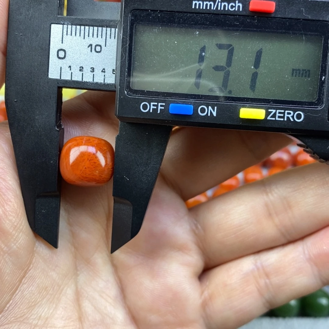 南红玛瑙未镶嵌微瑕13mm