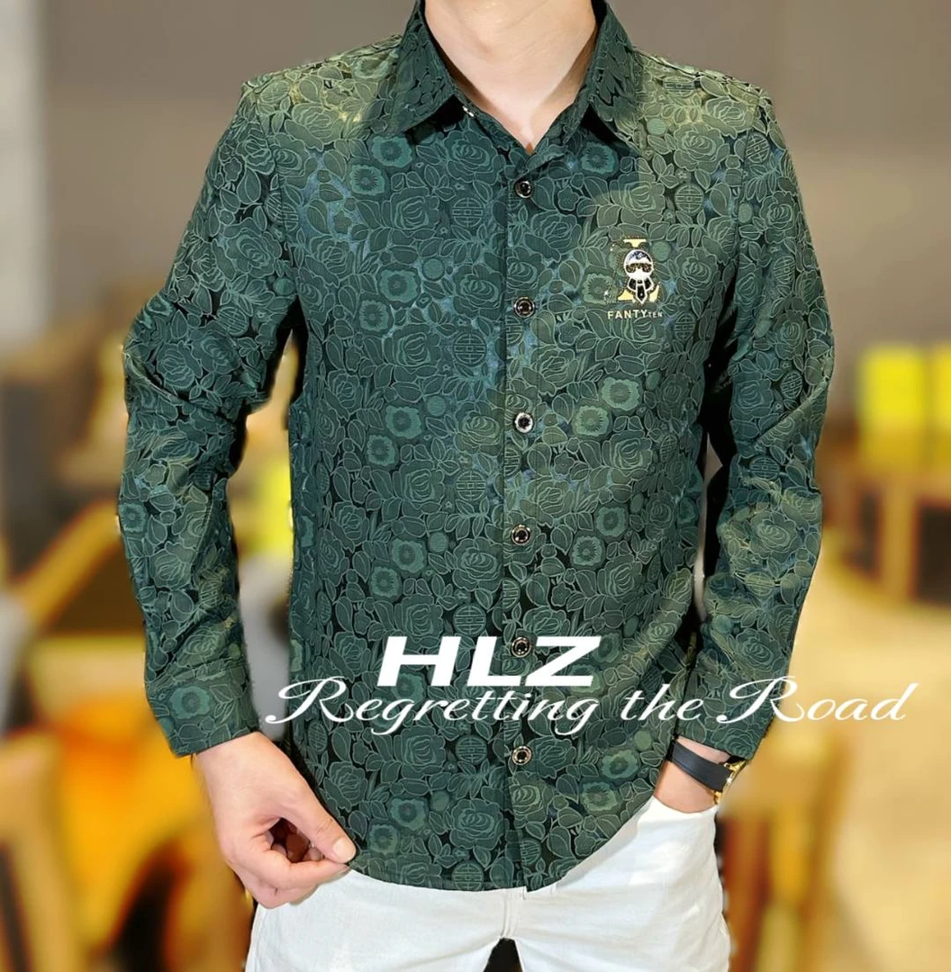 2025早秋新款修身男士休闲潮流双面雕花提花纽扣款翻领长袖衬衫