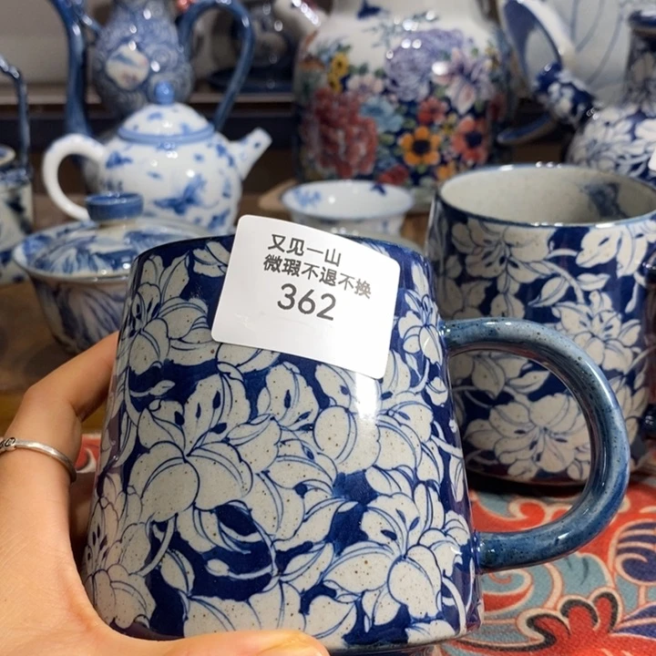 景德镇手绘水杯百合花