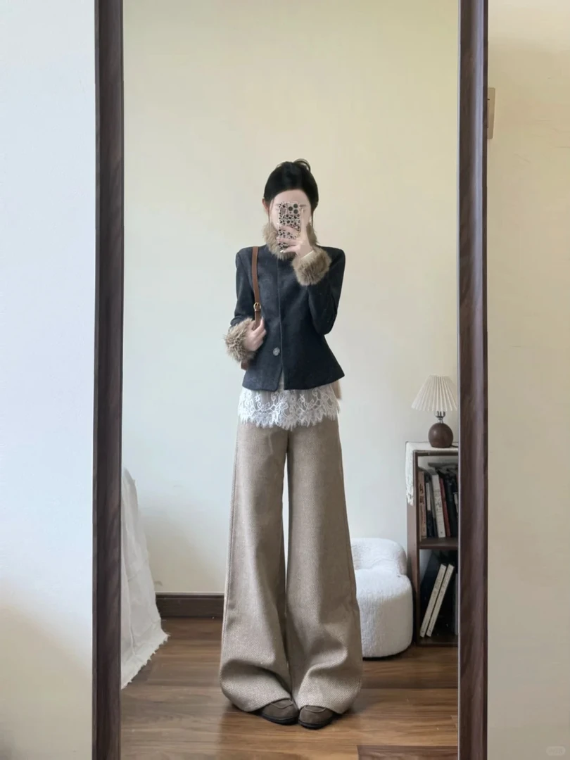 2025秋季搭配一整套女韩系复古蕾丝打底衫毛领外套休闲裤气质套装