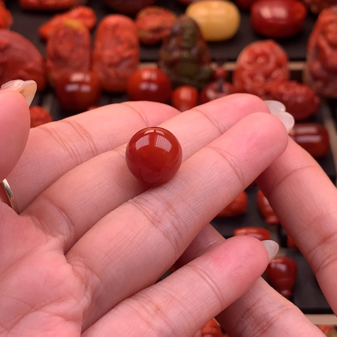 南红玛瑙未镶嵌原矿圆珠13.1mm