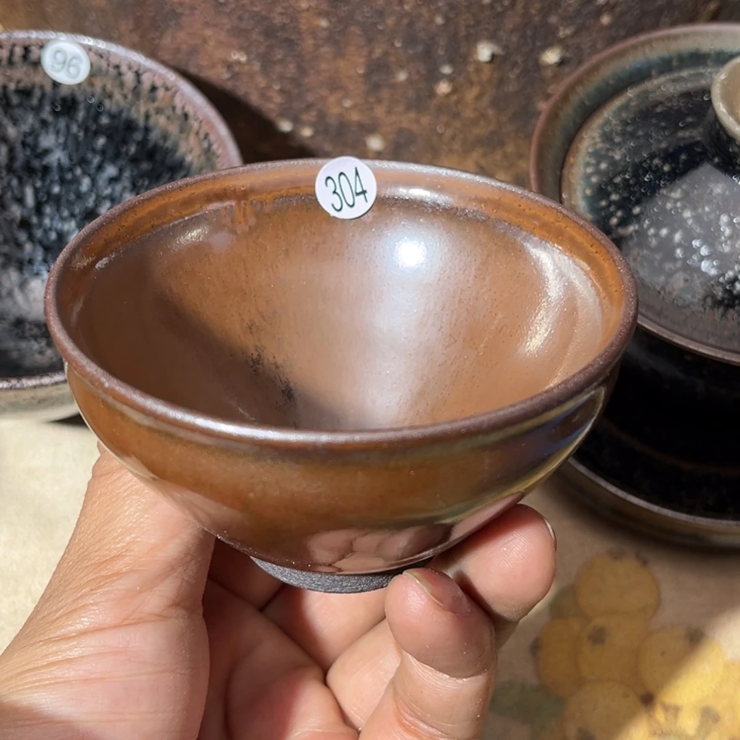 茶盏义兴龙窑坚持真柴烧