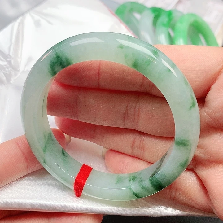 翡翠手镯未镶嵌正圈2797