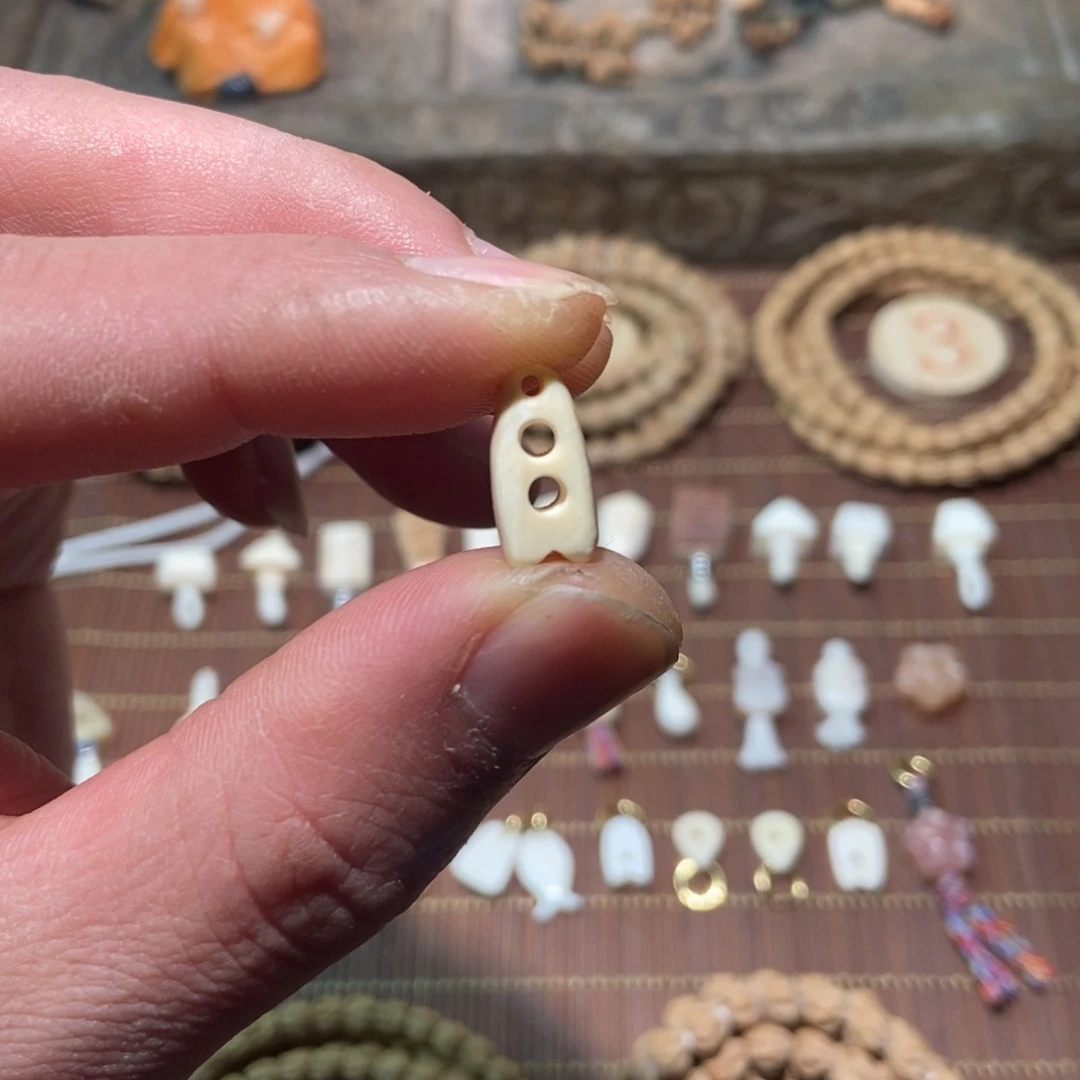 柏香籽/百香籽吊坠