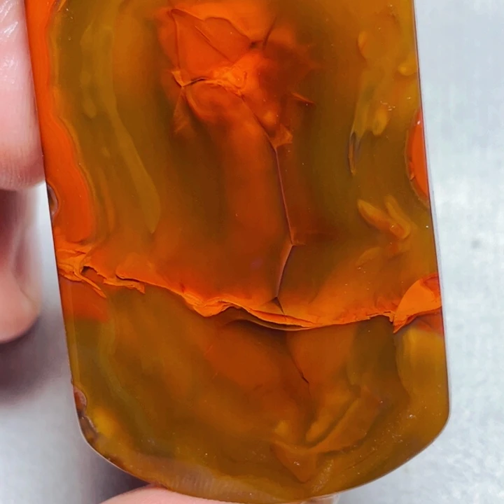 正***存玛瑙/玉髓未镶嵌玛瑙