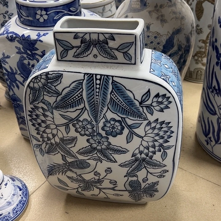 瓷片微瑕陶罐。。。。。。。。。。。。