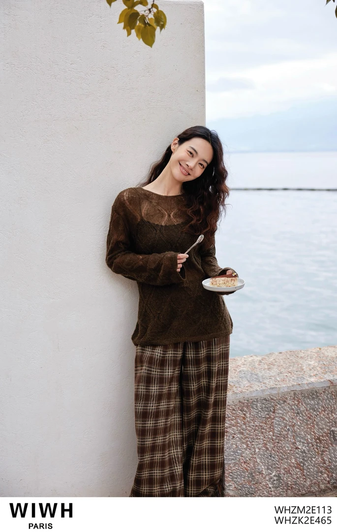 WIWH圆领肌理感长袖针织衫