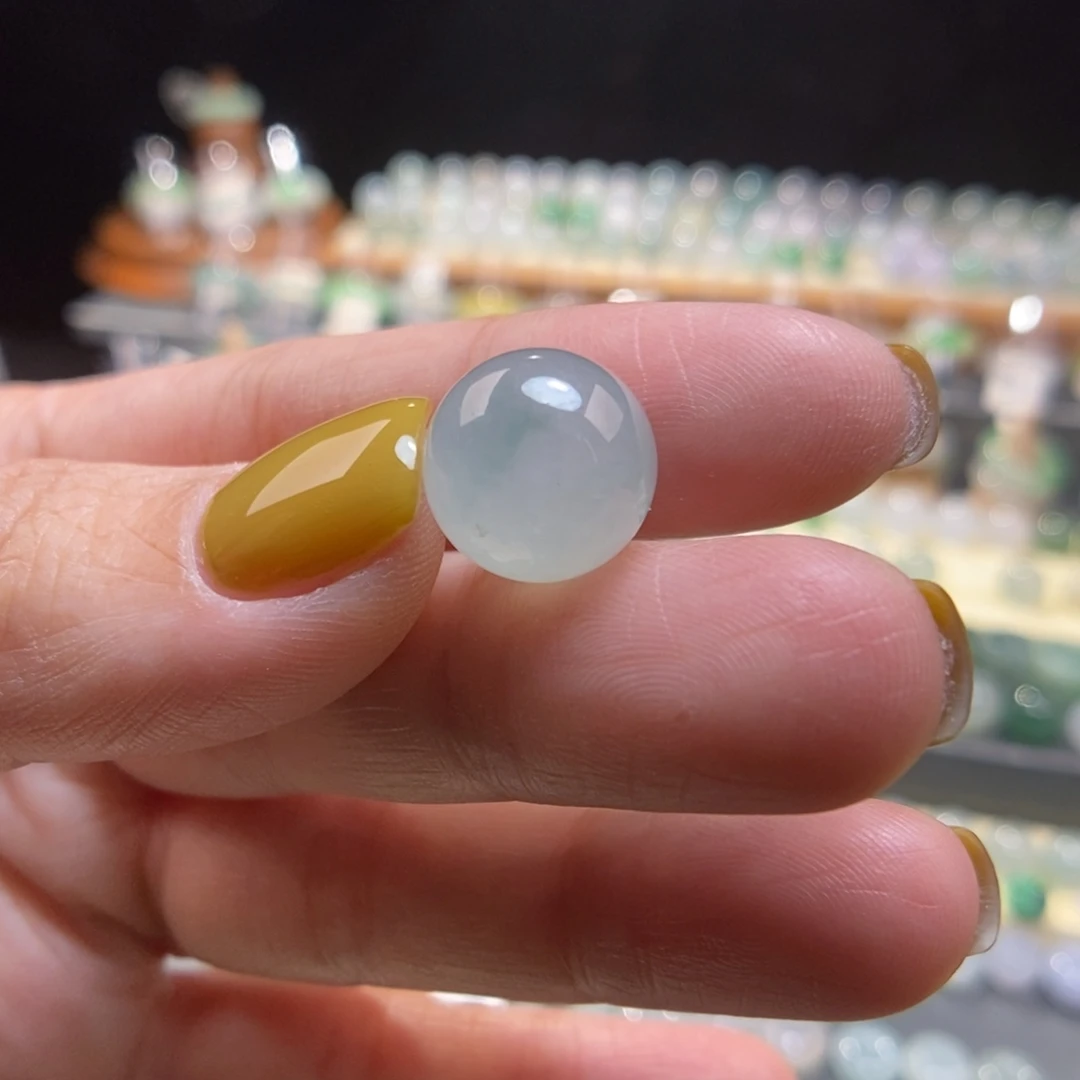 翡翠未镶嵌颈饰12.8飘花