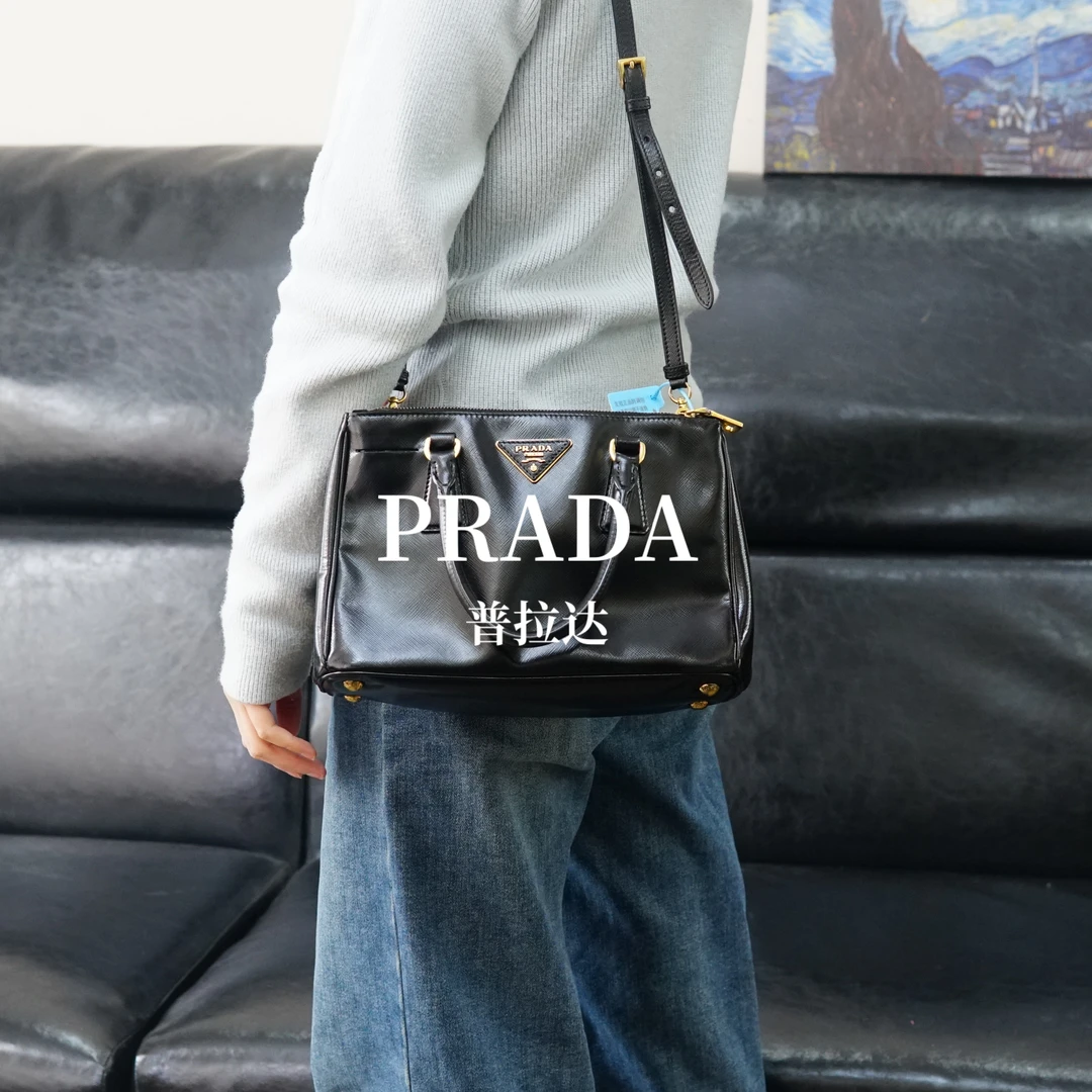 95新 Prada/普拉达 黑金杀手包/SX01723511/3511