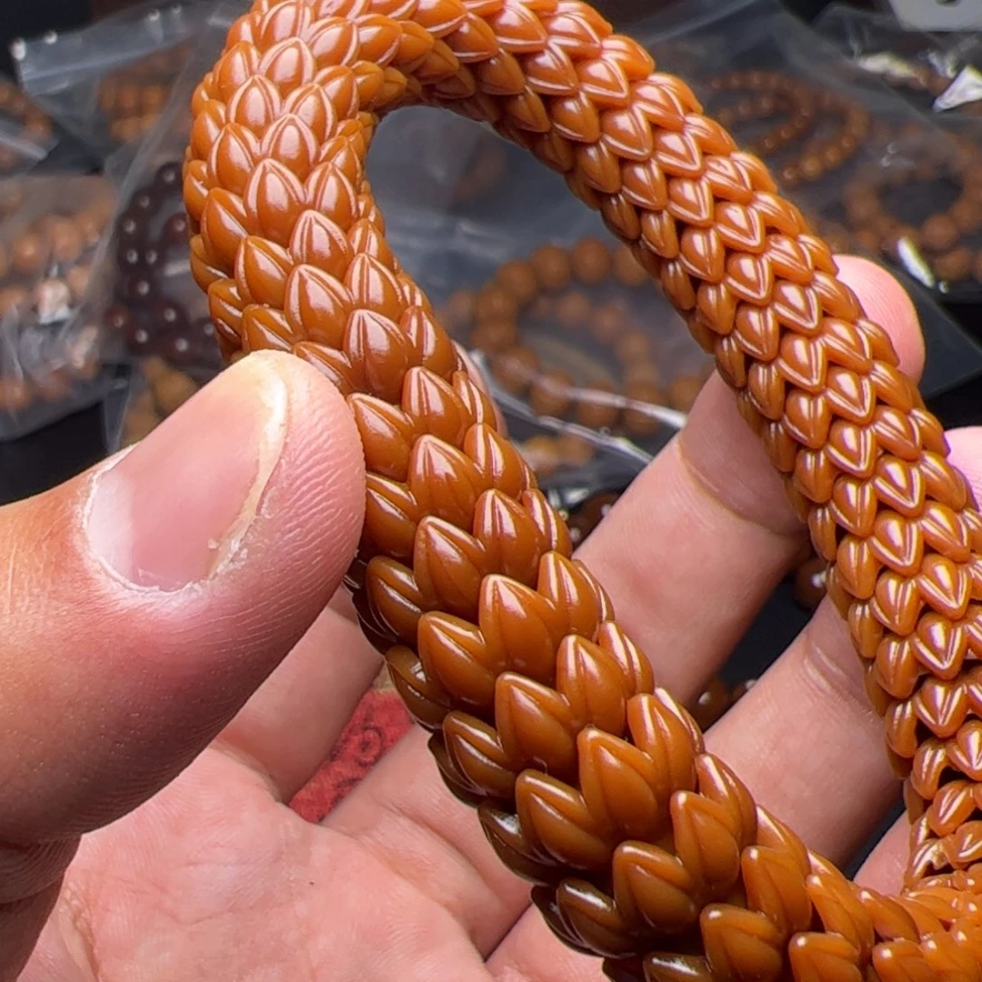 吊坠猴头核桃哦据咯