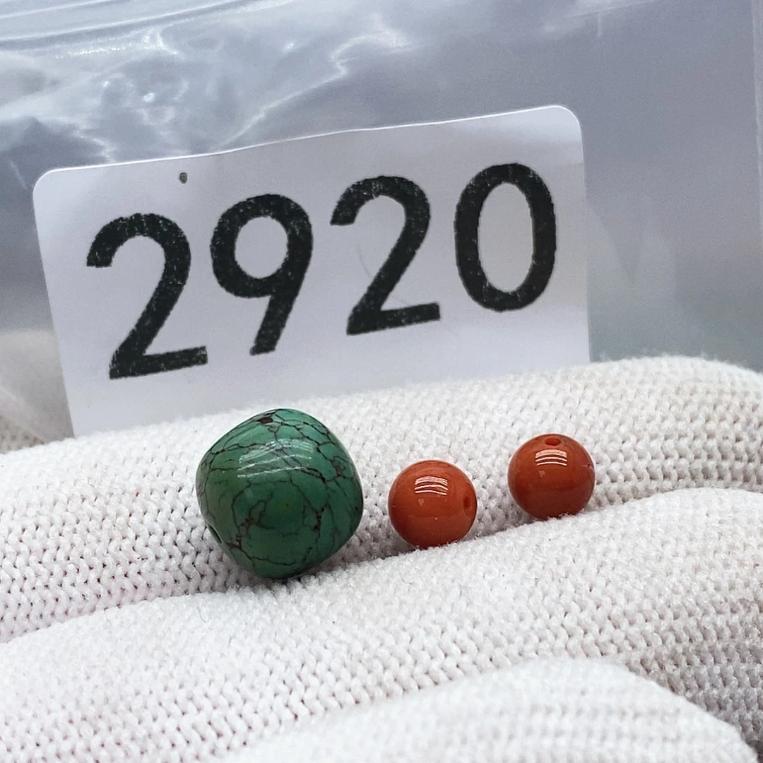 娟***辣颈饰未镶嵌南红玛瑙