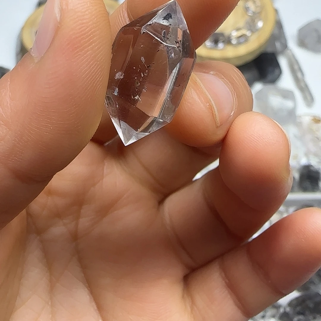 水晶未镶嵌珠宝半成品
