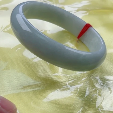 翡翠手镯未镶嵌贵妃椭圆57.5无纹裂48小时鉴赏期