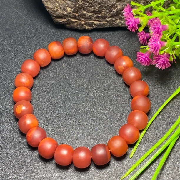 天然川料瓦西料南红玛瑙老型单圈10mm+（多样性发货）